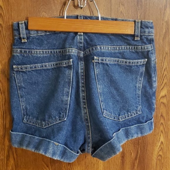American Apparel Cuffed Denim Short - Picture 3 of 6